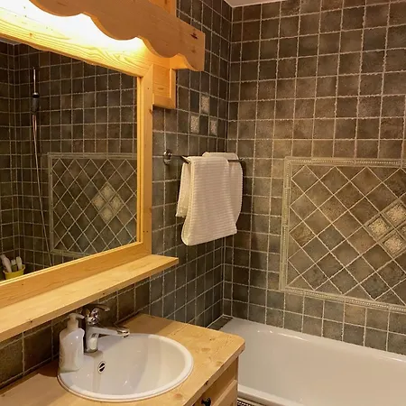 Apartment La Berciere 6 *